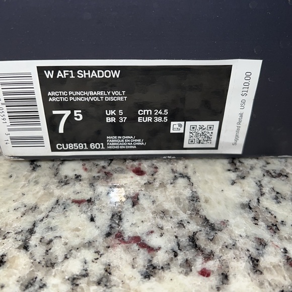 I’m selling Brand New Nike Air Force 1 never worn - Picture 4 of 4